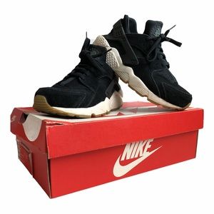 Women’s Air Huarache Run SD Size 7